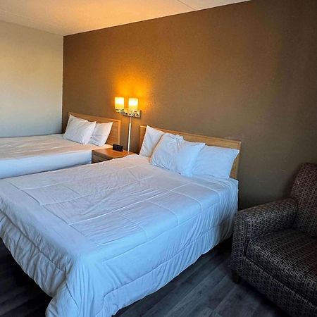 Sauk River Inn & Suites, A Travelodge By Wyndham Sauk Centre Extérieur photo