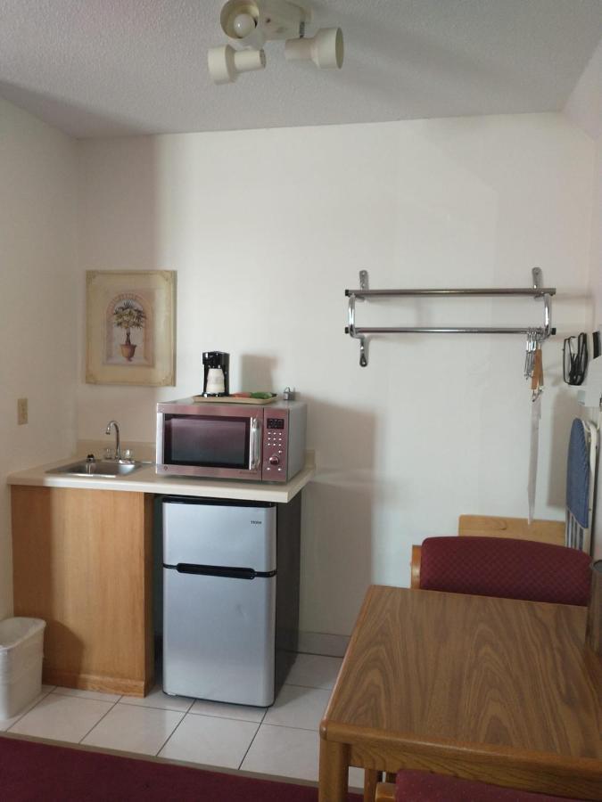 Sauk River Inn & Suites, A Travelodge By Wyndham Sauk Centre Extérieur photo