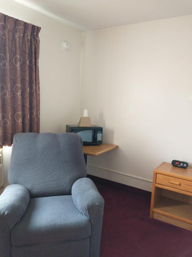 Sauk River Inn & Suites, A Travelodge By Wyndham Sauk Centre Extérieur photo