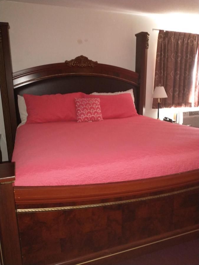 Sauk River Inn & Suites, A Travelodge By Wyndham Sauk Centre Extérieur photo