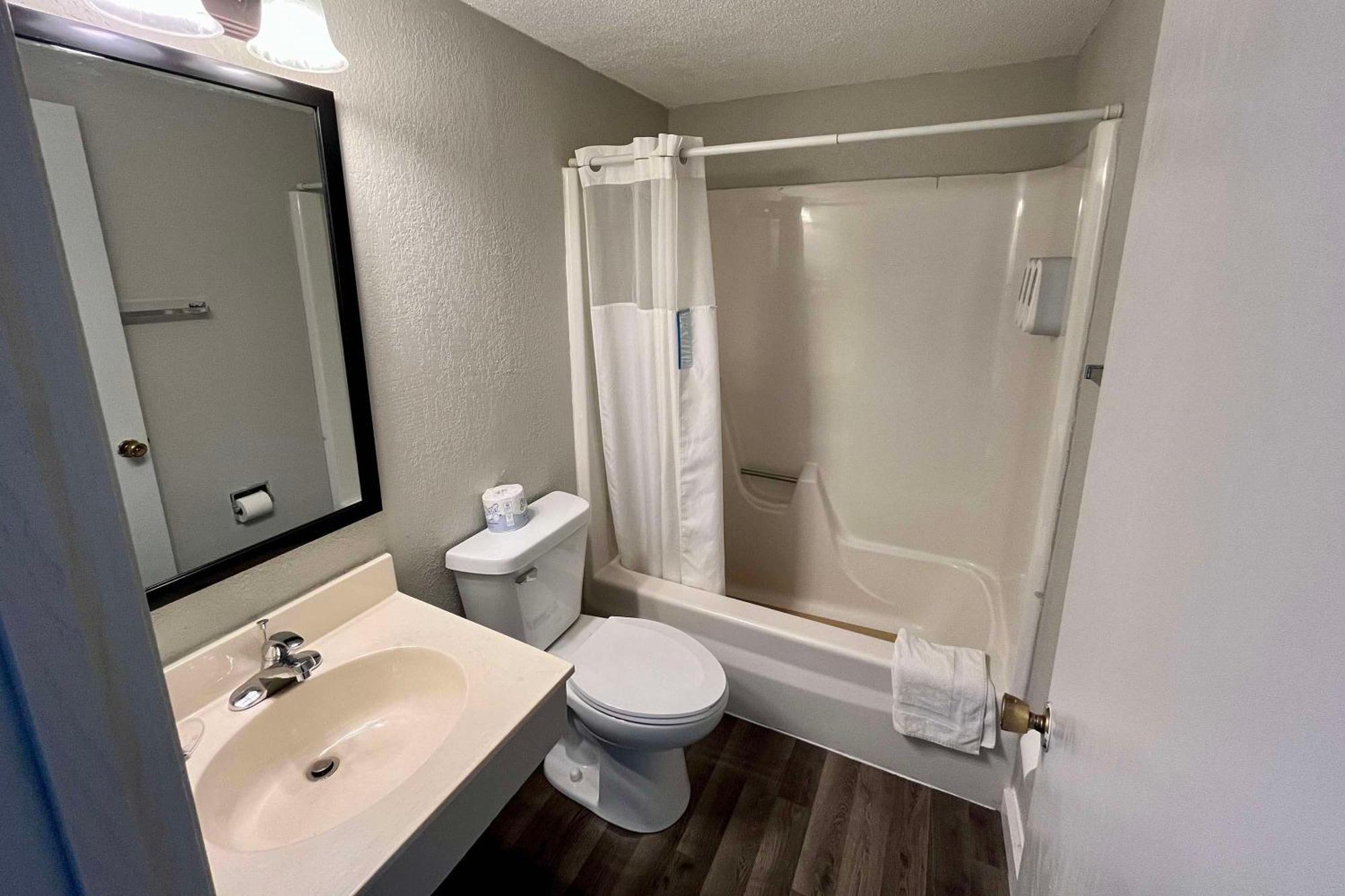 Sauk River Inn & Suites, A Travelodge By Wyndham Sauk Centre Extérieur photo