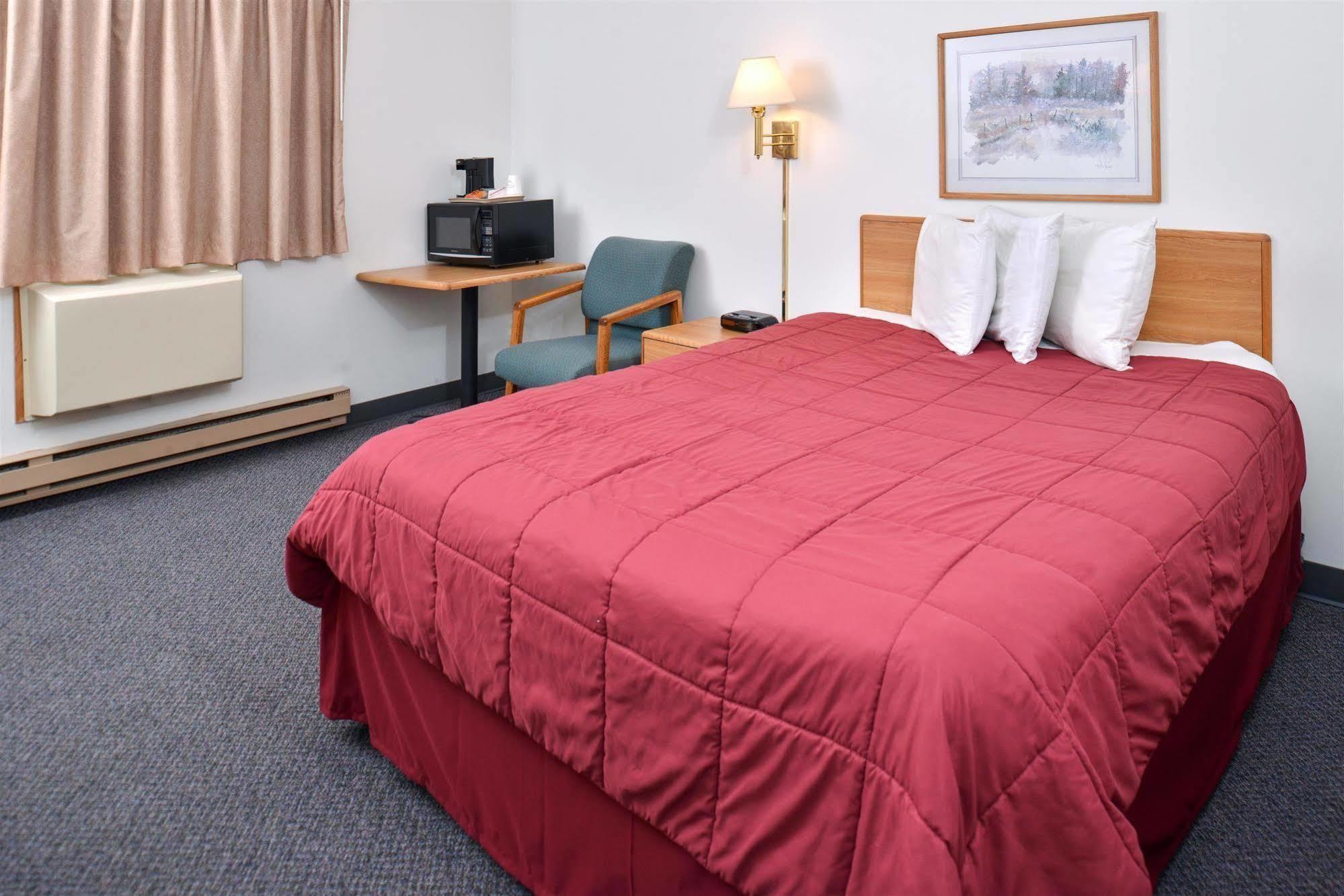 Sauk River Inn & Suites, A Travelodge By Wyndham Sauk Centre Extérieur photo